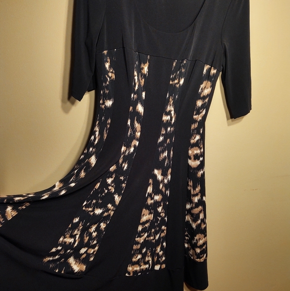 Enchanted cheetah print flowy knee length dress - Picture 3 of 6